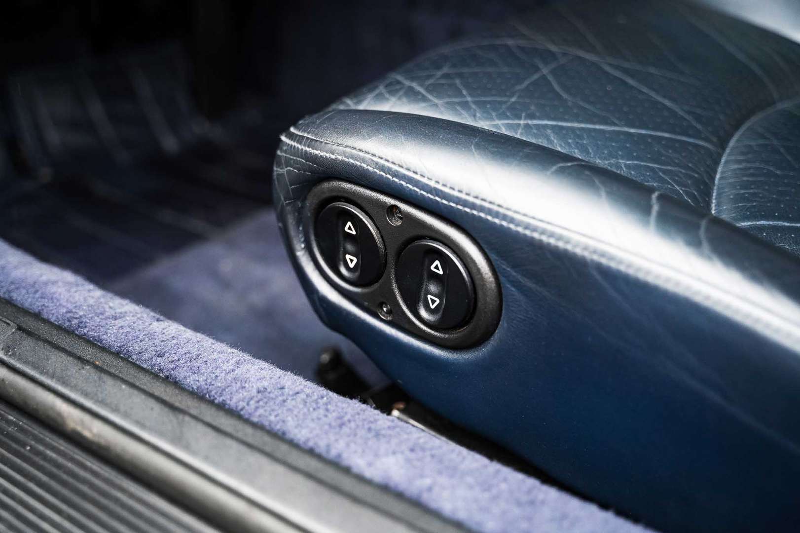 Porsche 993 CARRERA 4 - 1995 - Joinsteer - #9