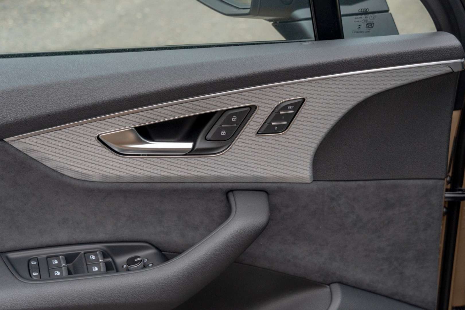 Audi Q7 S Line 60 TFSIe - 2025 - Joinsteer - #24