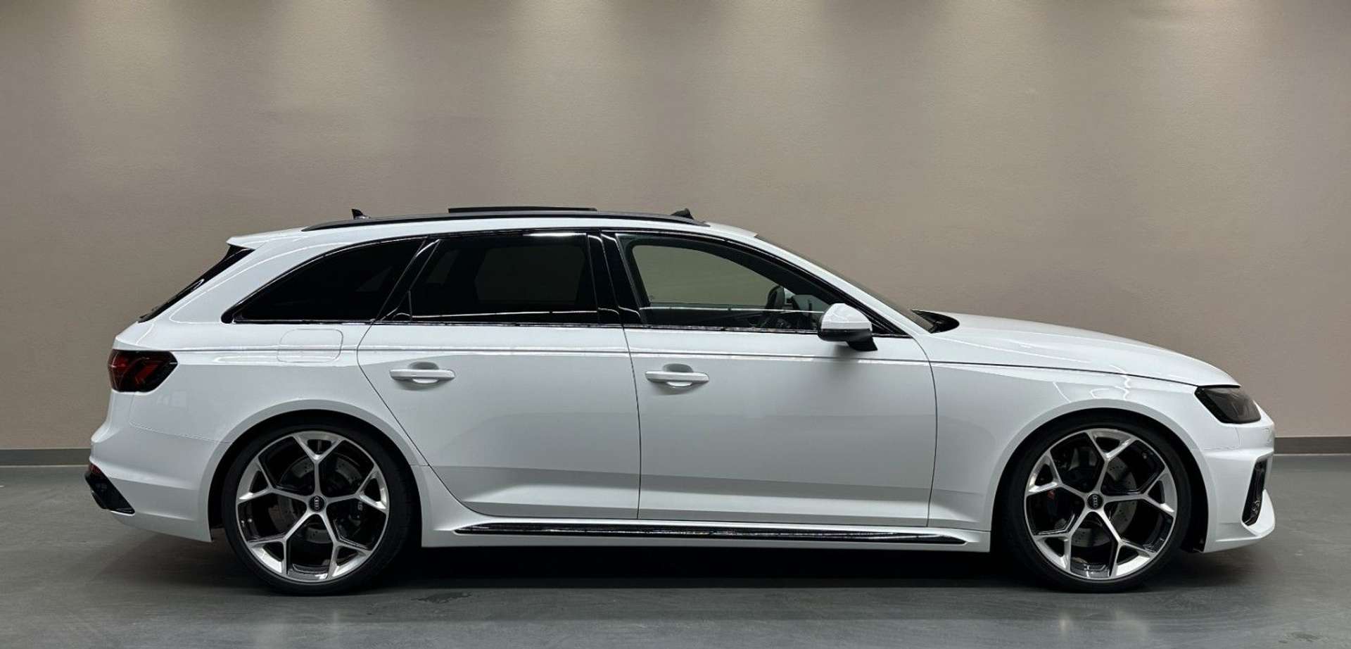 Audi RS4 Competition Plus - 2025 - Joinsteer - #7