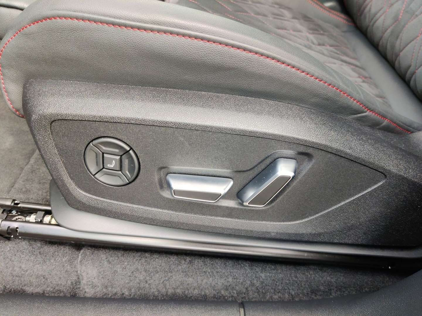 Audi Q6 E-tron S-LINE - 2024 - Joinsteer - #8