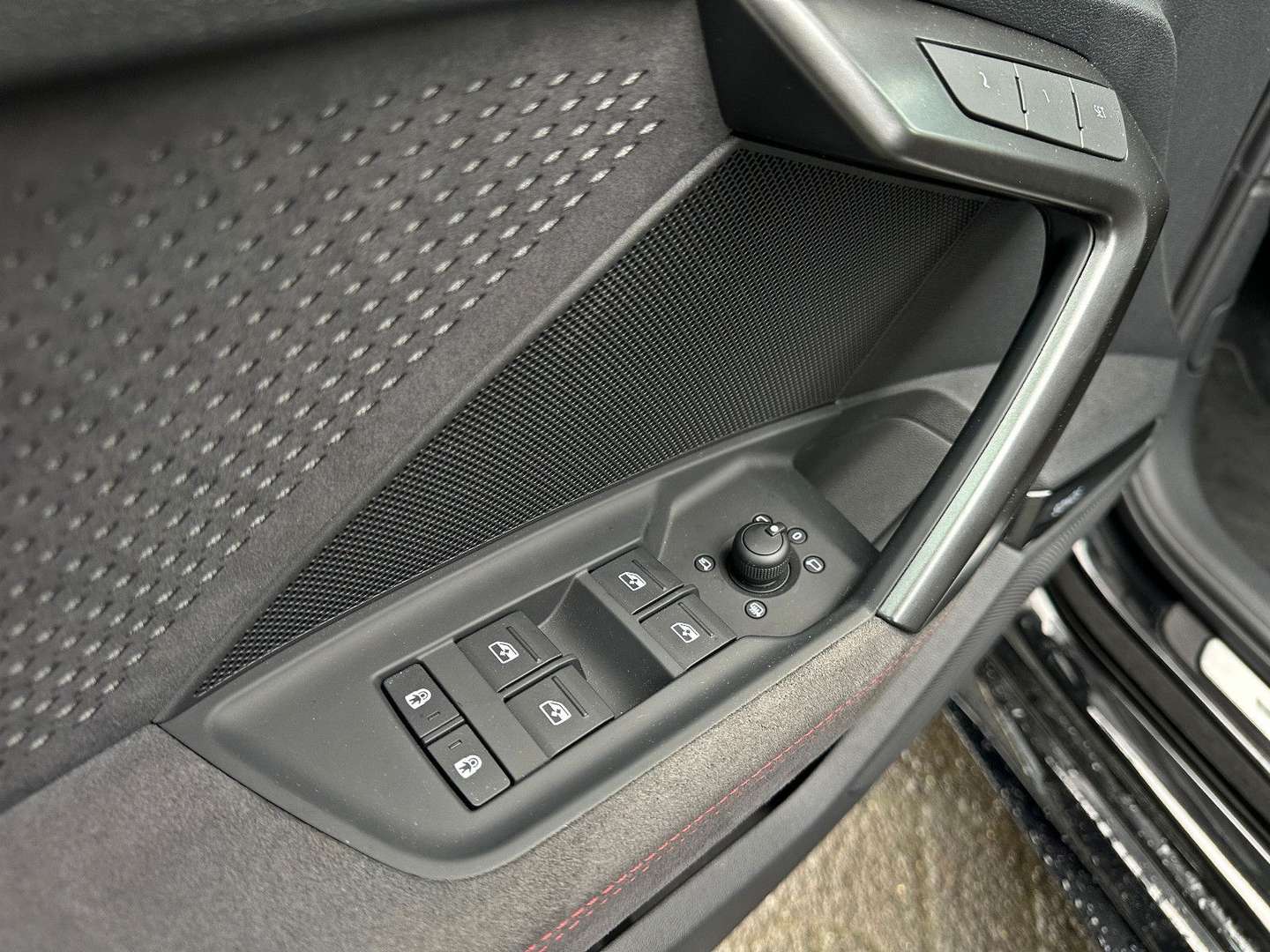 Audi RS3 Limousine Black - 2024 - Joinsteer - #7