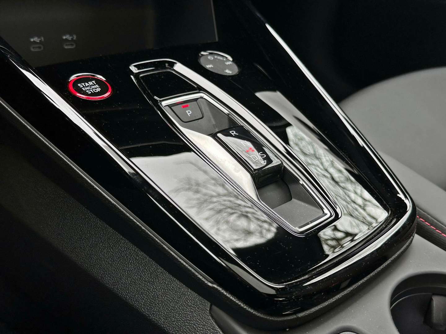 Audi RS3 Limousine Black - 2024 - Joinsteer - #19