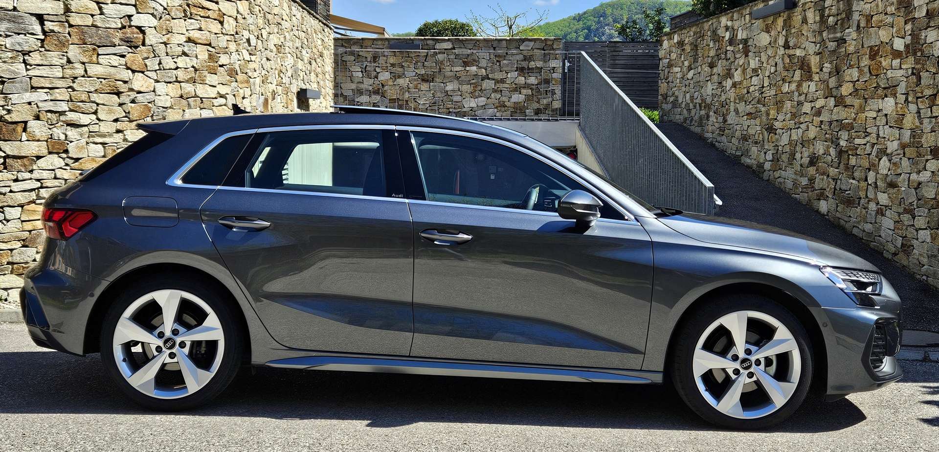 Audi A3 S Line 35 TDI - 2025 - Joinsteer - #1