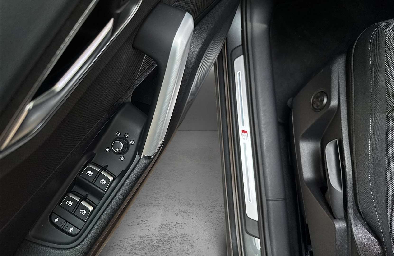 Audi Q2 S Line 35 TFSI - 2024 - Joinsteer - #16