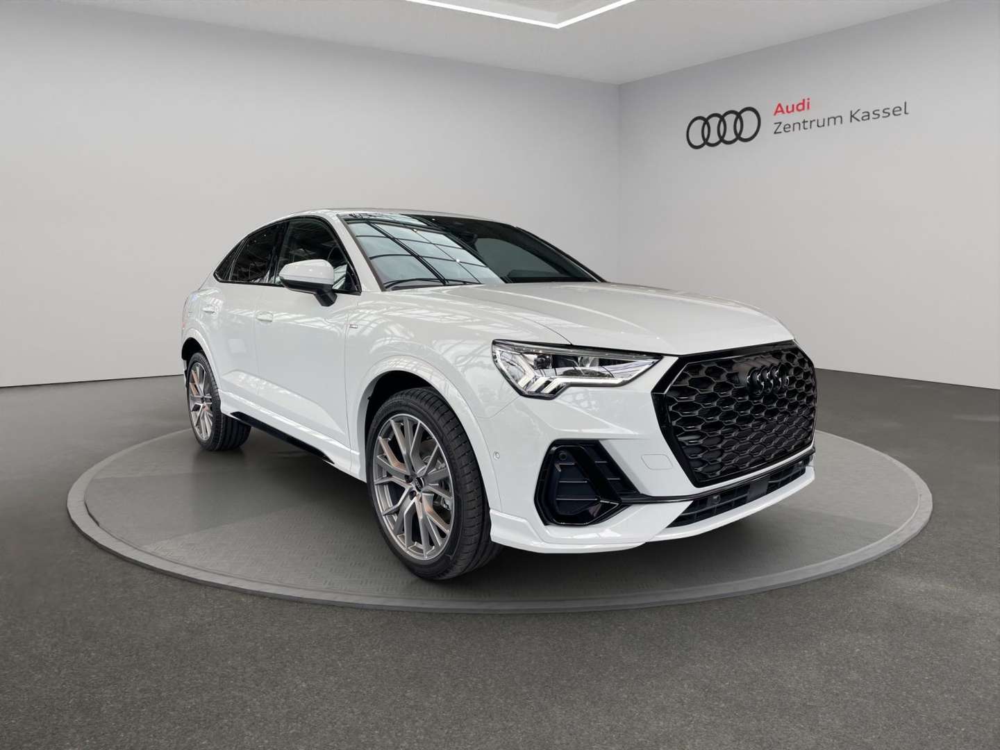 Audi Q3 S Line 35 TFSI - 2025 - Joinsteer - #6