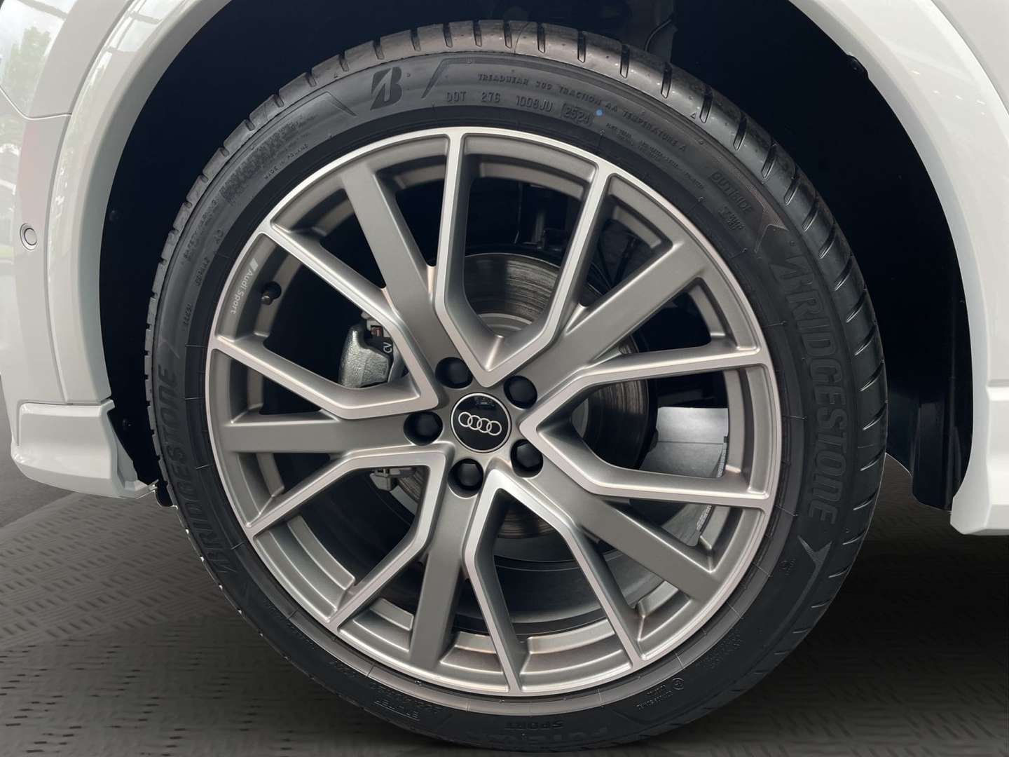 Audi Q3 S Line 35 TFSI - 2025 - Joinsteer - #18