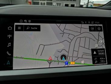 Audi Q4 E-tron S Line 50 — photo 12