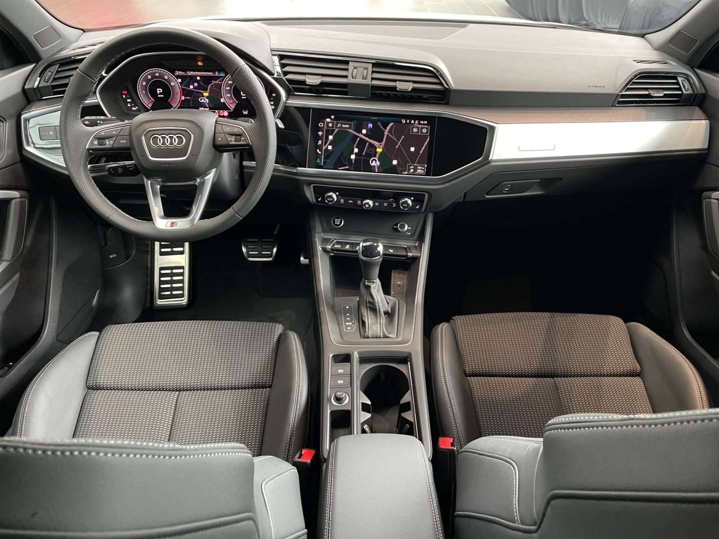 Audi Q3 S Line 35 TFSI - 2025 - Joinsteer - #20