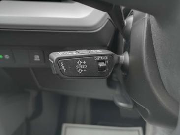 Audi Q4 E-tron S Line 50 — photo 20