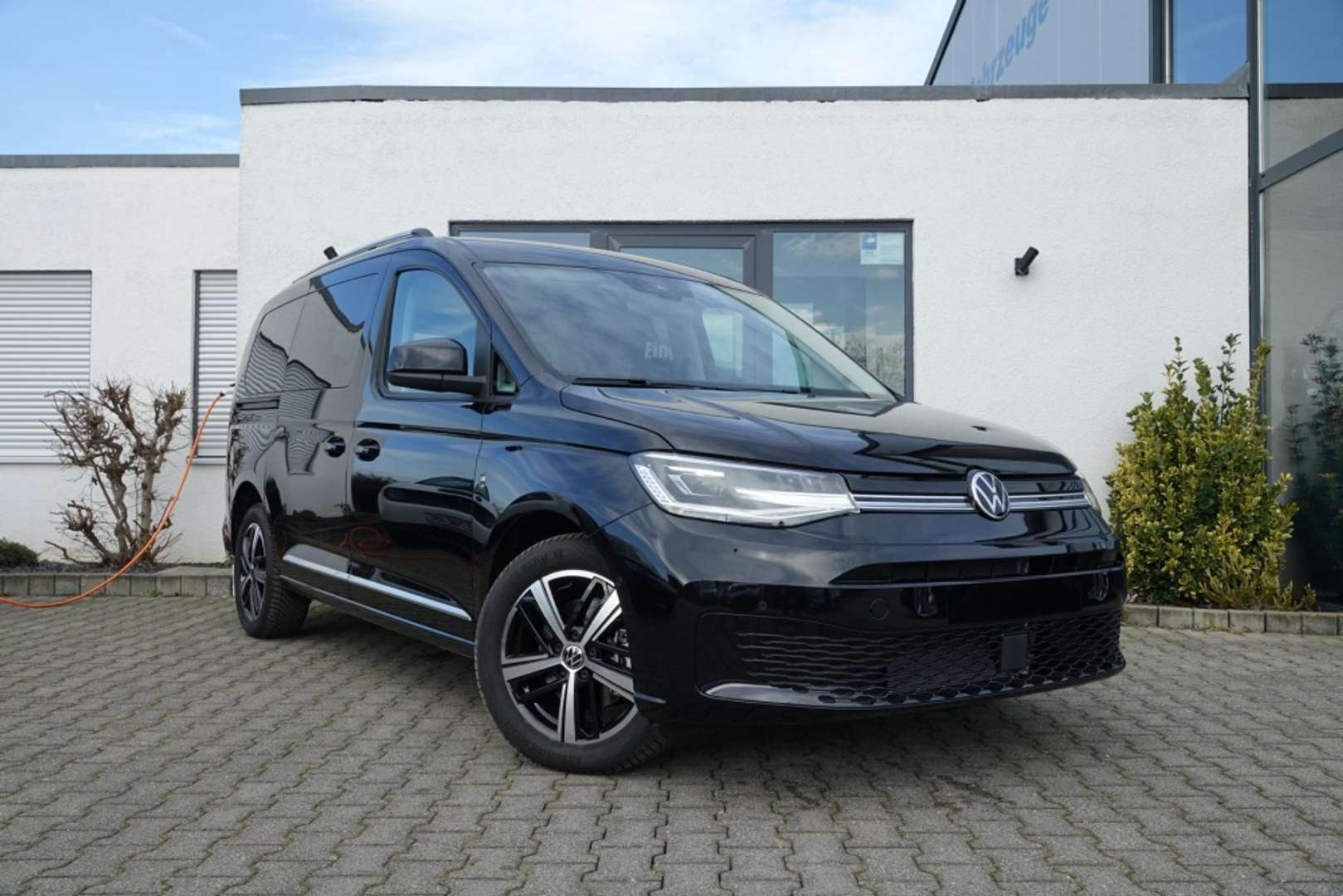 Volkswagen Caddy Maxi EHYBRID Style - 2025 - Joinsteer - #1
