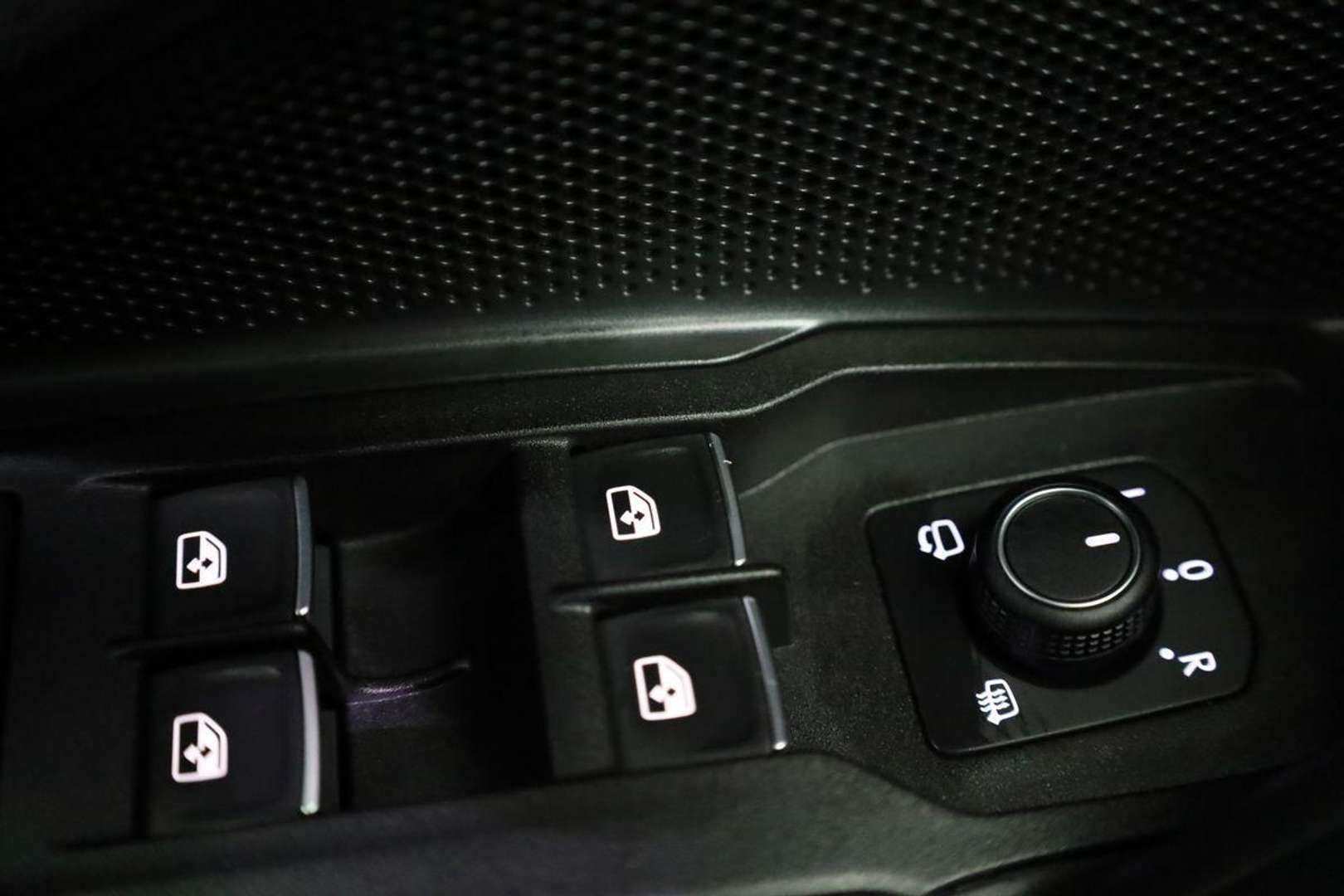 Volkswagen TIGUAN EHybrid R-Line - 2025 - Joinsteer - #7