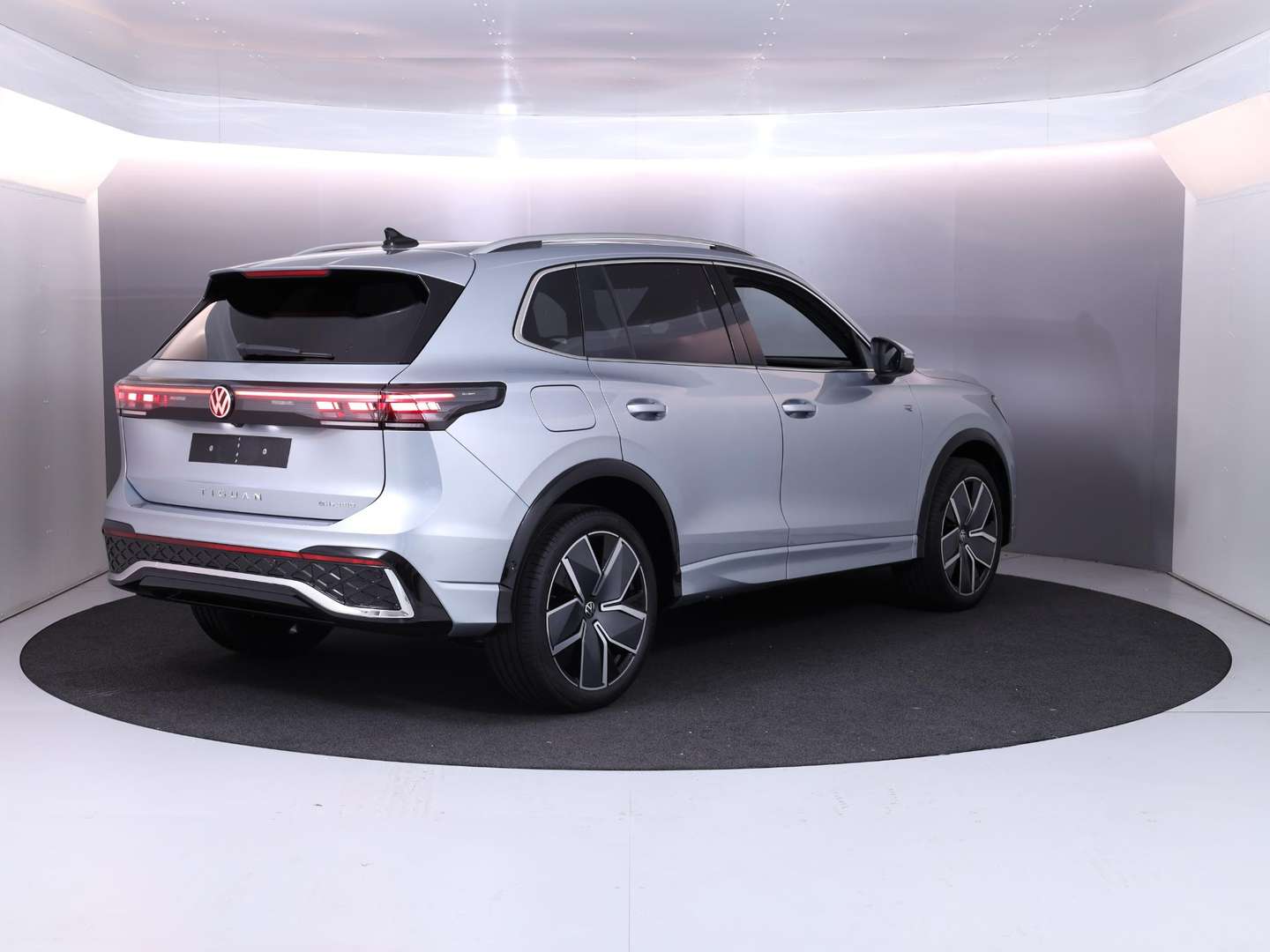 Volkswagen TIGUAN EHybrid R-Line Edition - 2026 - Joinsteer - #2