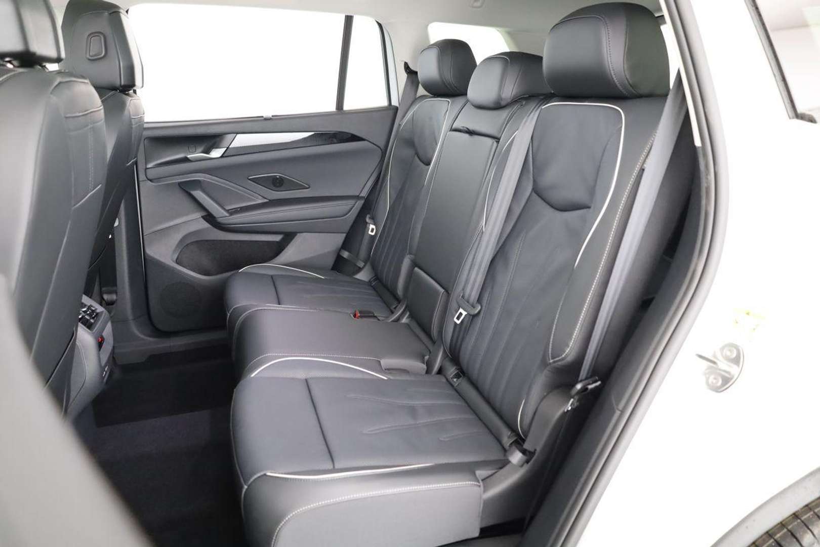 Volkswagen T-CROSS EHybrid Life - 2025 - Joinsteer - #12