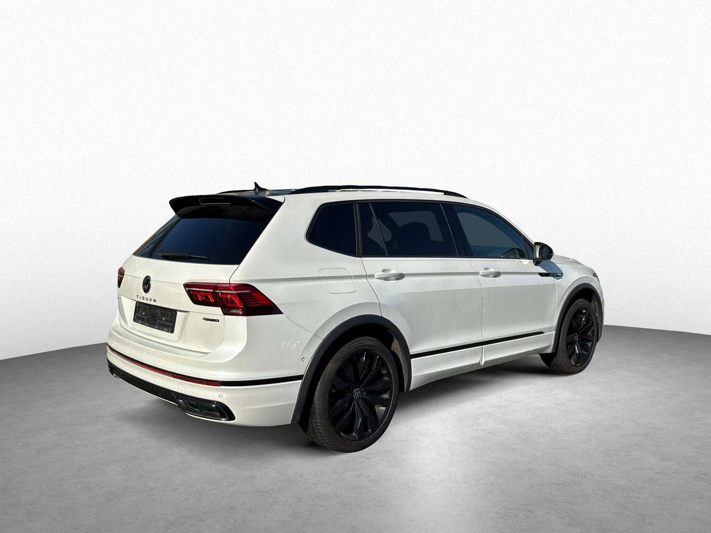 Volkswagen TIGUAN R-Line - 2022 - Joinsteer - #4
