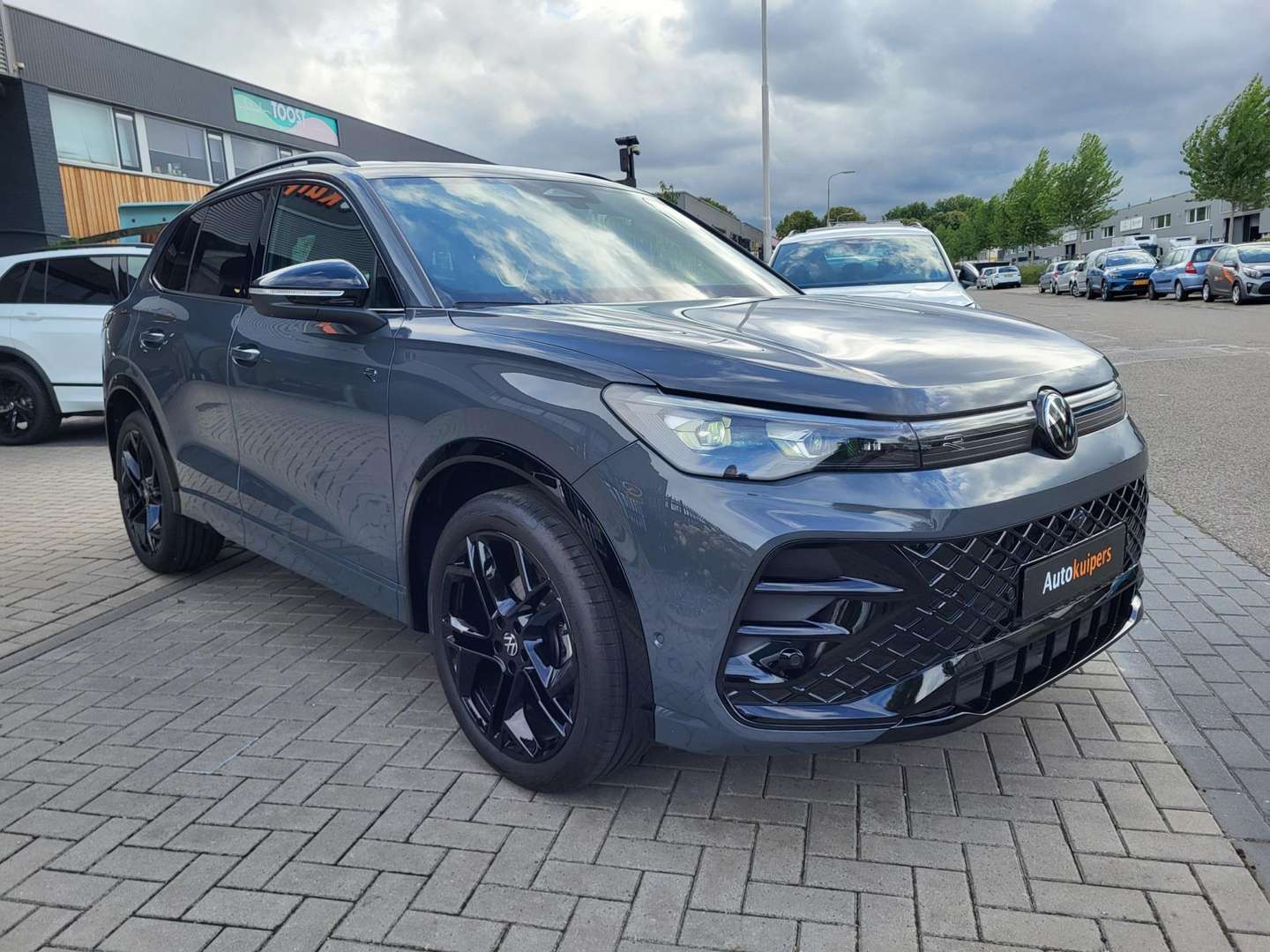 Volkswagen TIGUAN ETSI R-Line Edition - 2025 - Joinsteer - #5