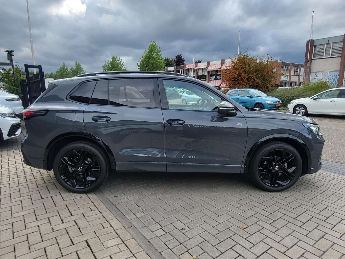Volkswagen TIGUAN ETSI R-Line Edition - 2025 - Joinsteer - #8