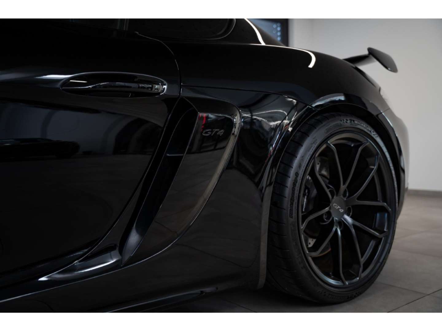 Porsche 718 Cayman GT4 - 2023 - Joinsteer - #9