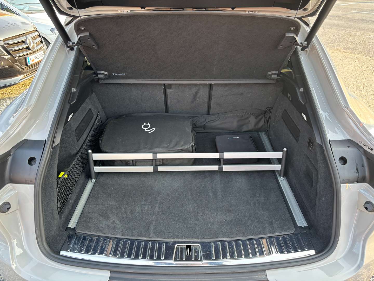 Porsche Cayenne II E-Hybrid Platinum Edition - 2023 - Joinsteer - #38