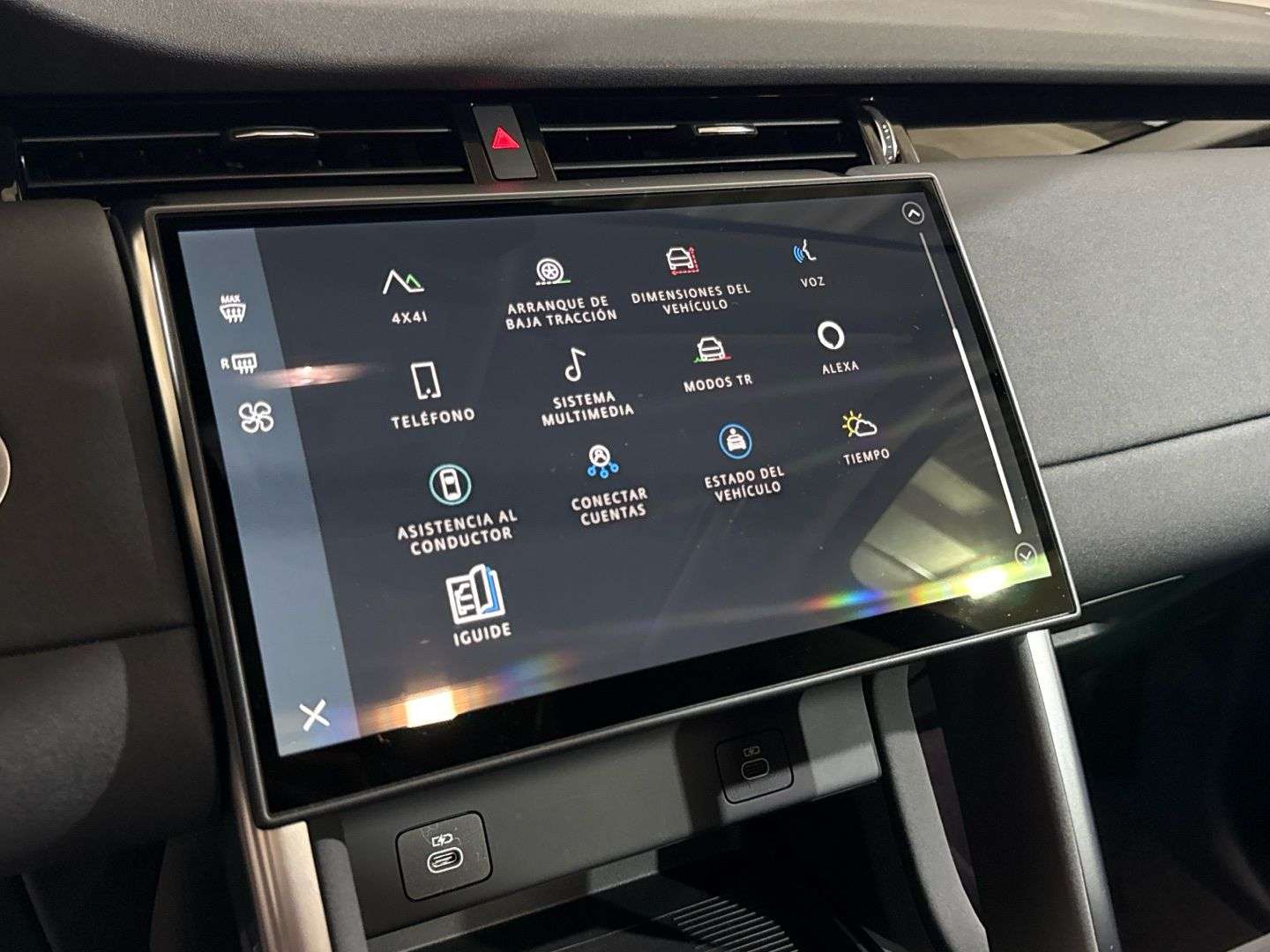 Land Rover Discovery Sport 2.0D TD4 MHEV S AWD Auto 163 - 2024 - Joinsteer - #17