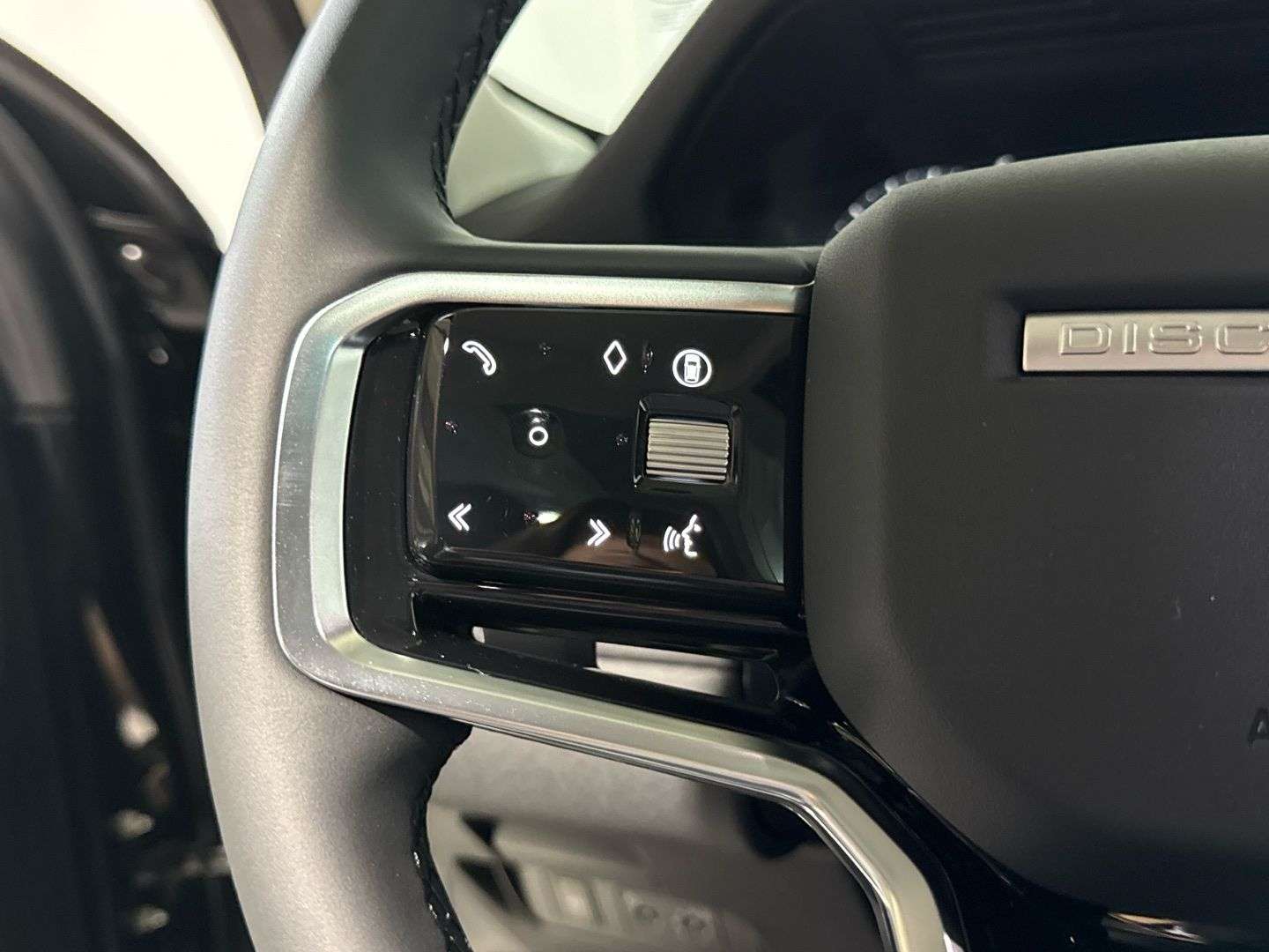 Land Rover Discovery Sport 2.0D TD4 MHEV S AWD Auto 163 - 2024 - Joinsteer - #18