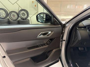 Land Rover Range Rover Velar R-Dynamic 4wd 3.0d I6 Mhev 300cv — photo 9