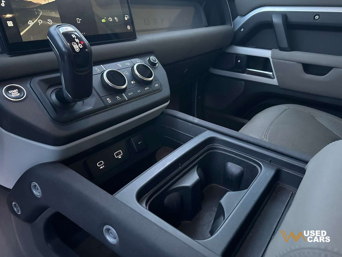 Land Rover Defender 90 3.0D I6 200 CV AWD Auto - 2022 - Joinsteer - #19