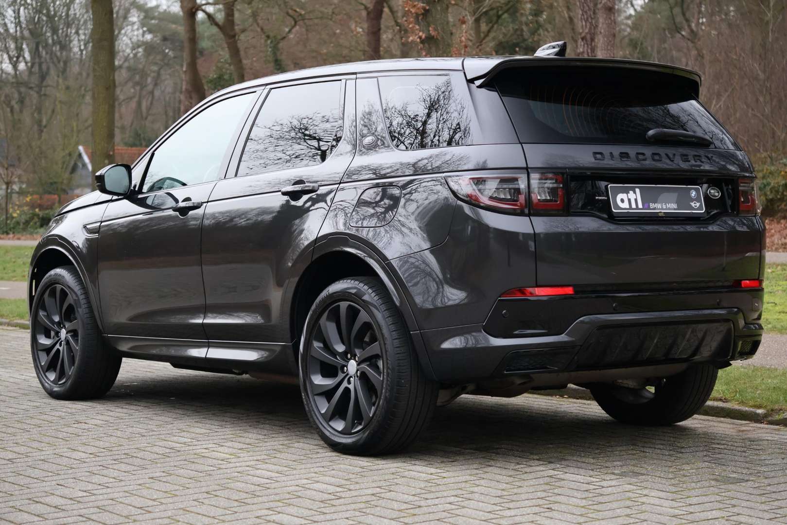 Land Rover Discovery Sport P300e 1.5 R-Dynamic HSE Pano | Leder | Elektr. - 2022 - Joinsteer - #2