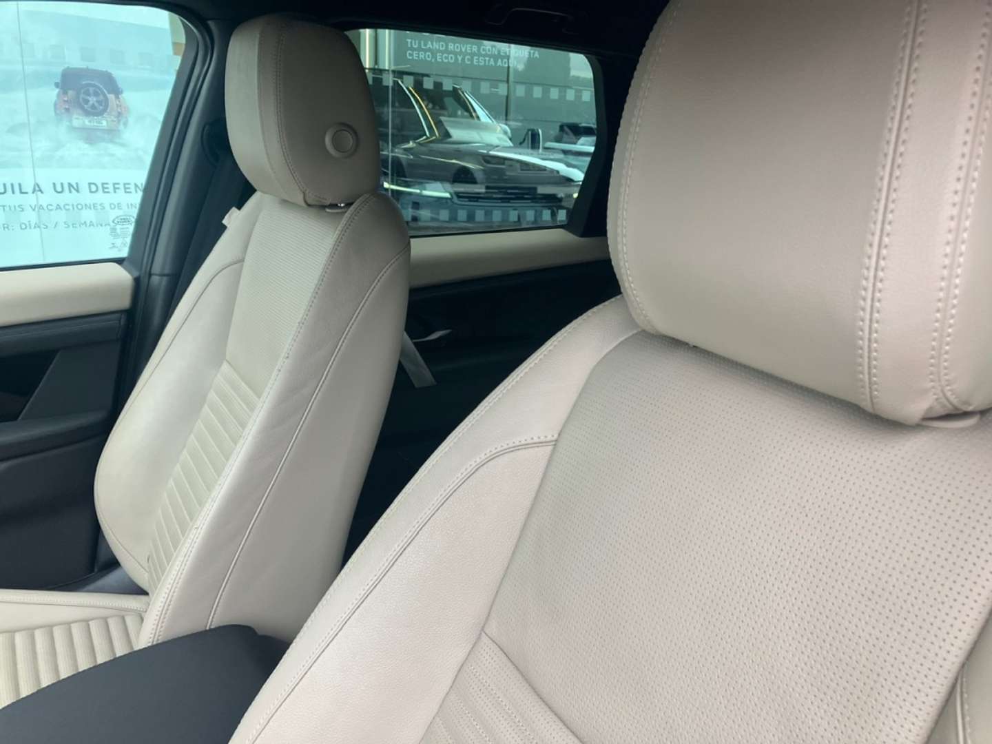 Land Rover Discovery Sport SE 2.0D TD4 MHEV AWD Auto 204 - 2021 - Joinsteer - #6