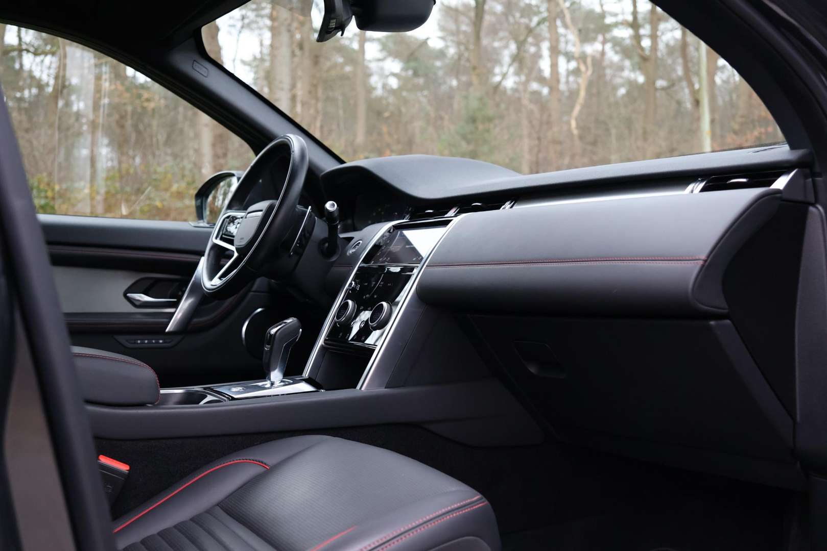 Land Rover Discovery Sport P300e 1.5 R-Dynamic HSE Pano | Leder | Elektr. - 2022 - Joinsteer - #13