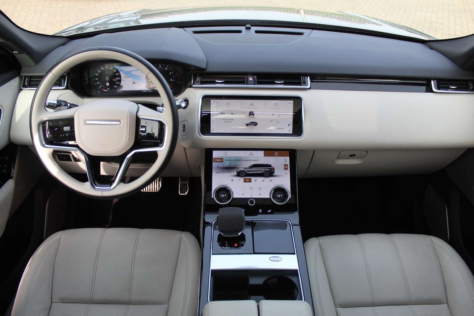 Land Rover Range Rover Velar Pano/Meridian/Carplay 2.0 P400e - 2021 - Joinsteer - #9