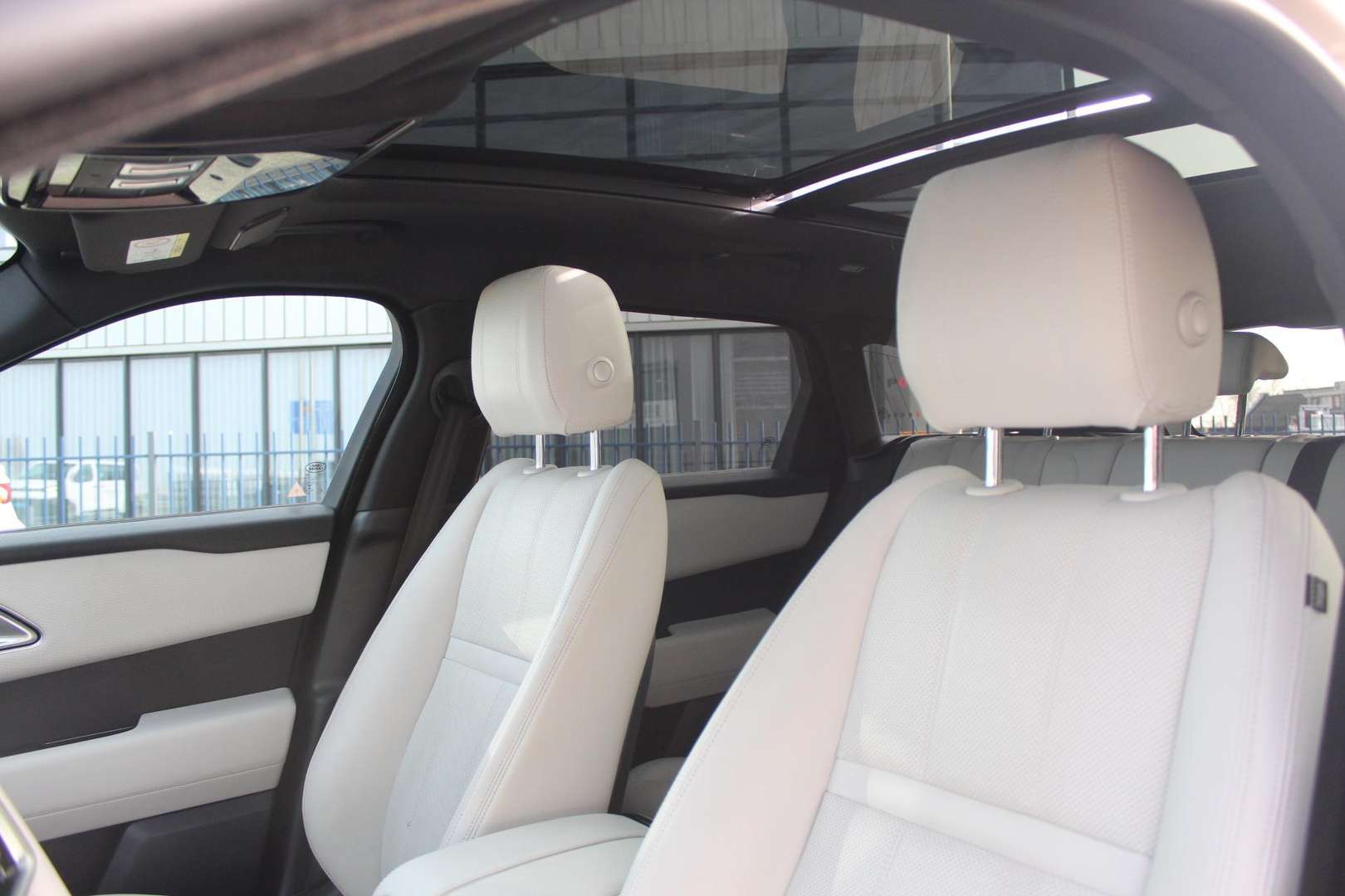 Land Rover Range Rover Velar Pano/Meridian/Carplay 2.0 P400e - 2021 - Joinsteer - #10