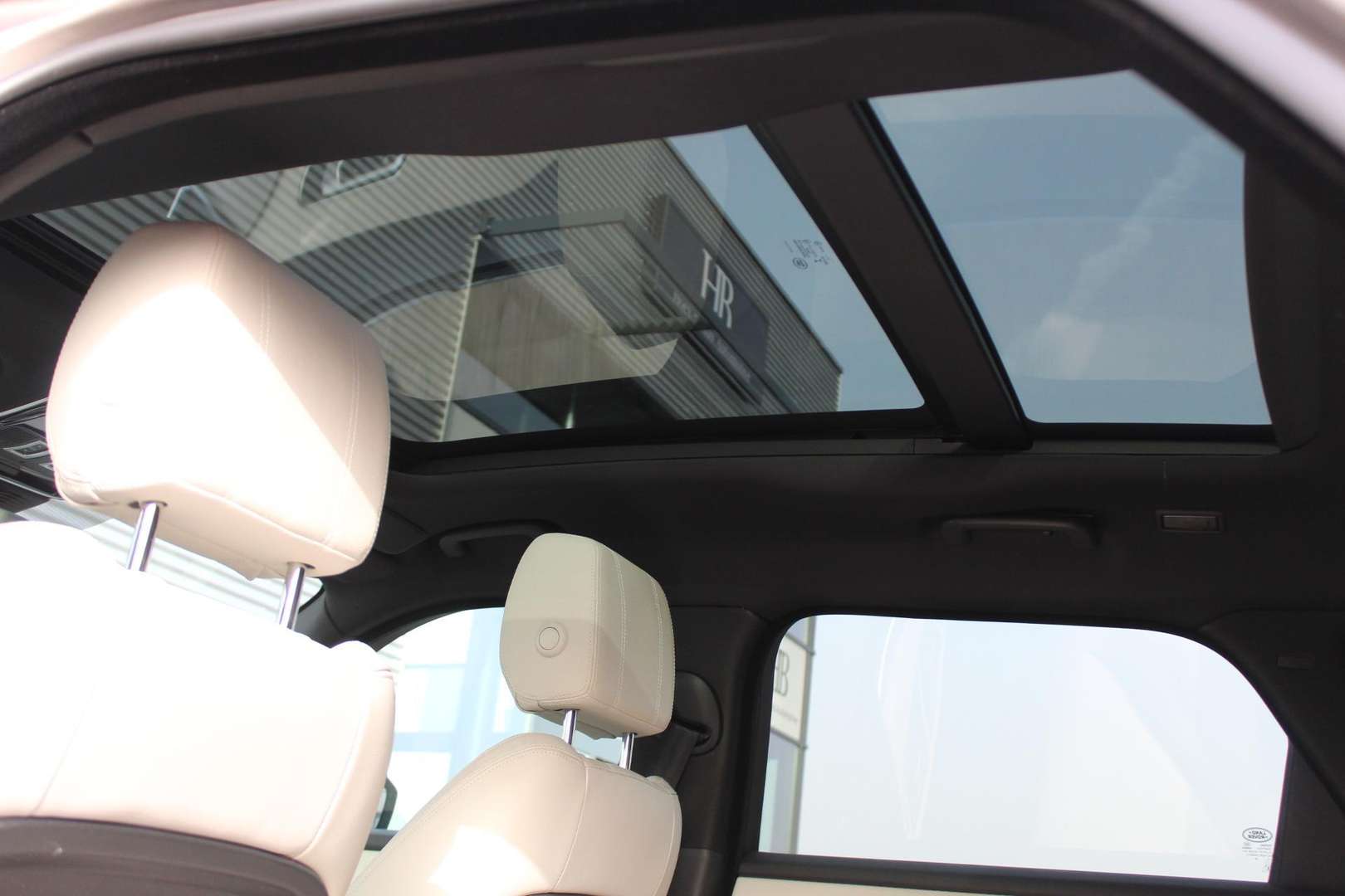 Land Rover Range Rover Velar Pano/Meridian/Carplay 2.0 P400e - 2021 - Joinsteer - #11