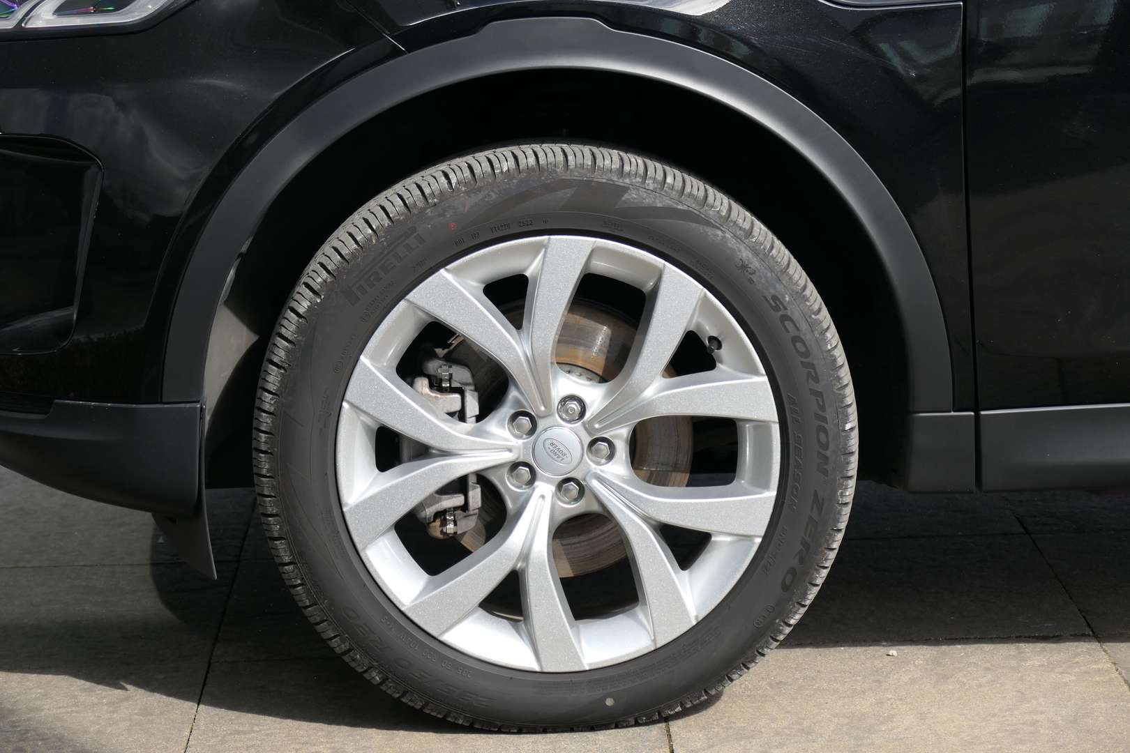 Land Rover Discovery Sport P300e SE AWD Auto 23.5MY - 2023 - Joinsteer - #9