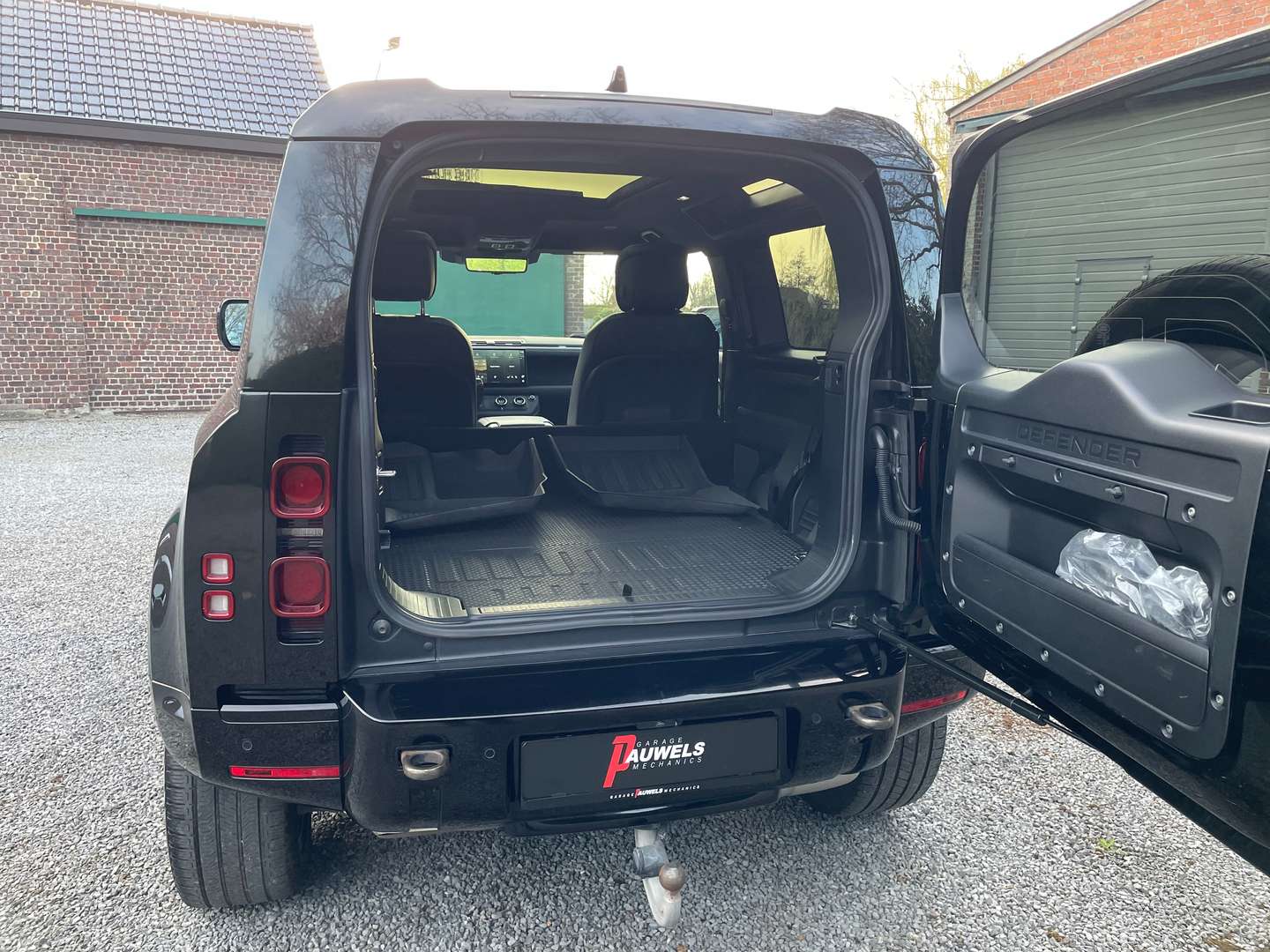 Land Rover Defender 90 X-Dynamic HSE/PDC+CAM/Pano 3.0D MHEV D300 - 2022 - Joinsteer - #11