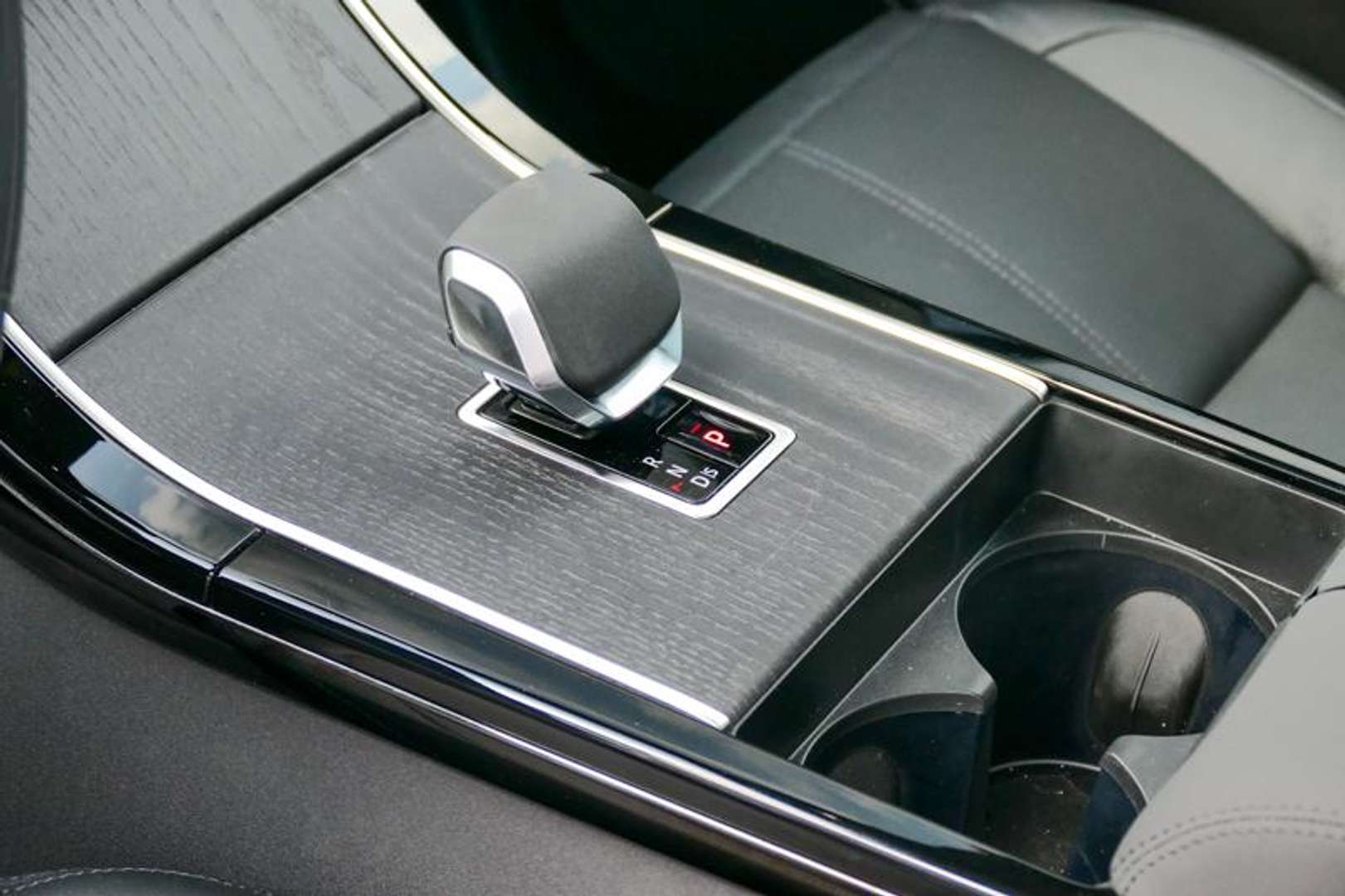 Land Rover Range Rover Velar Dynamic SE AWD Auto D200 - 2025 - Joinsteer - #17