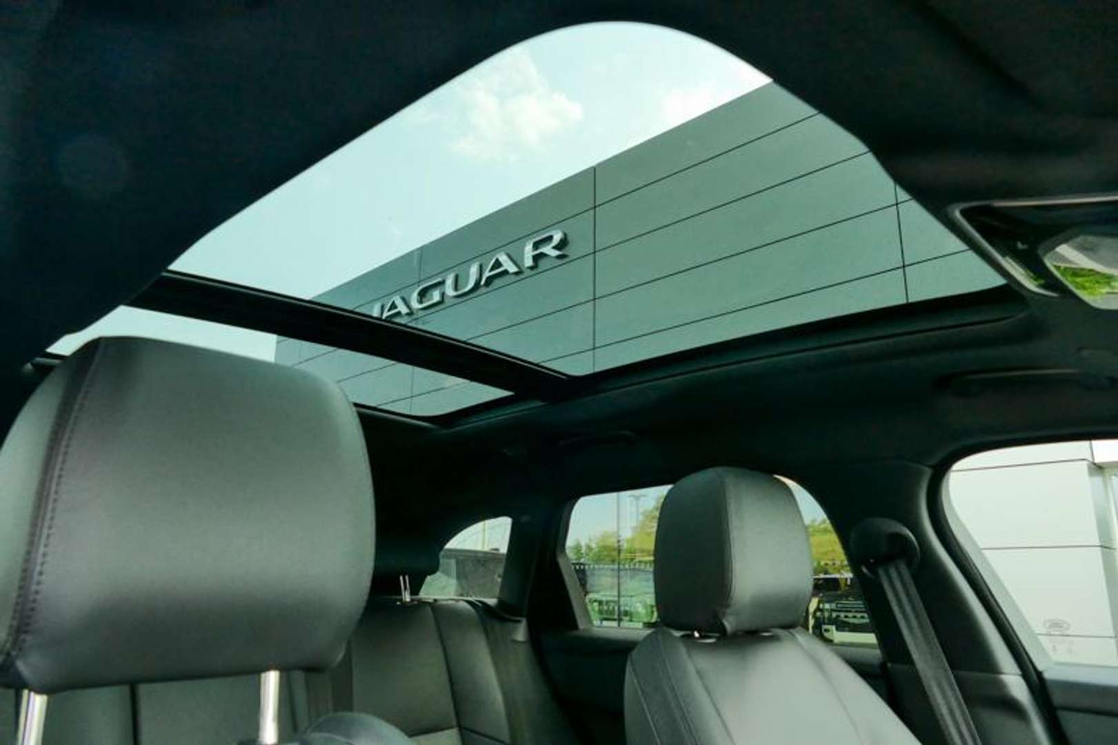 Land Rover Range Rover Velar Dynamic SE AWD Auto D200 - 2025 - Joinsteer - #18