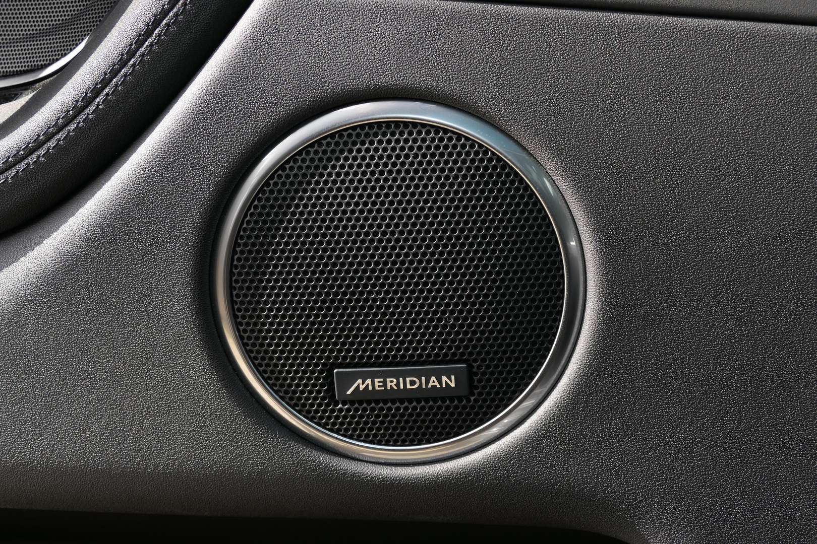 Land Rover Discovery Sport P300e SE AWD Auto 23.5MY - 2023 - Joinsteer - #16