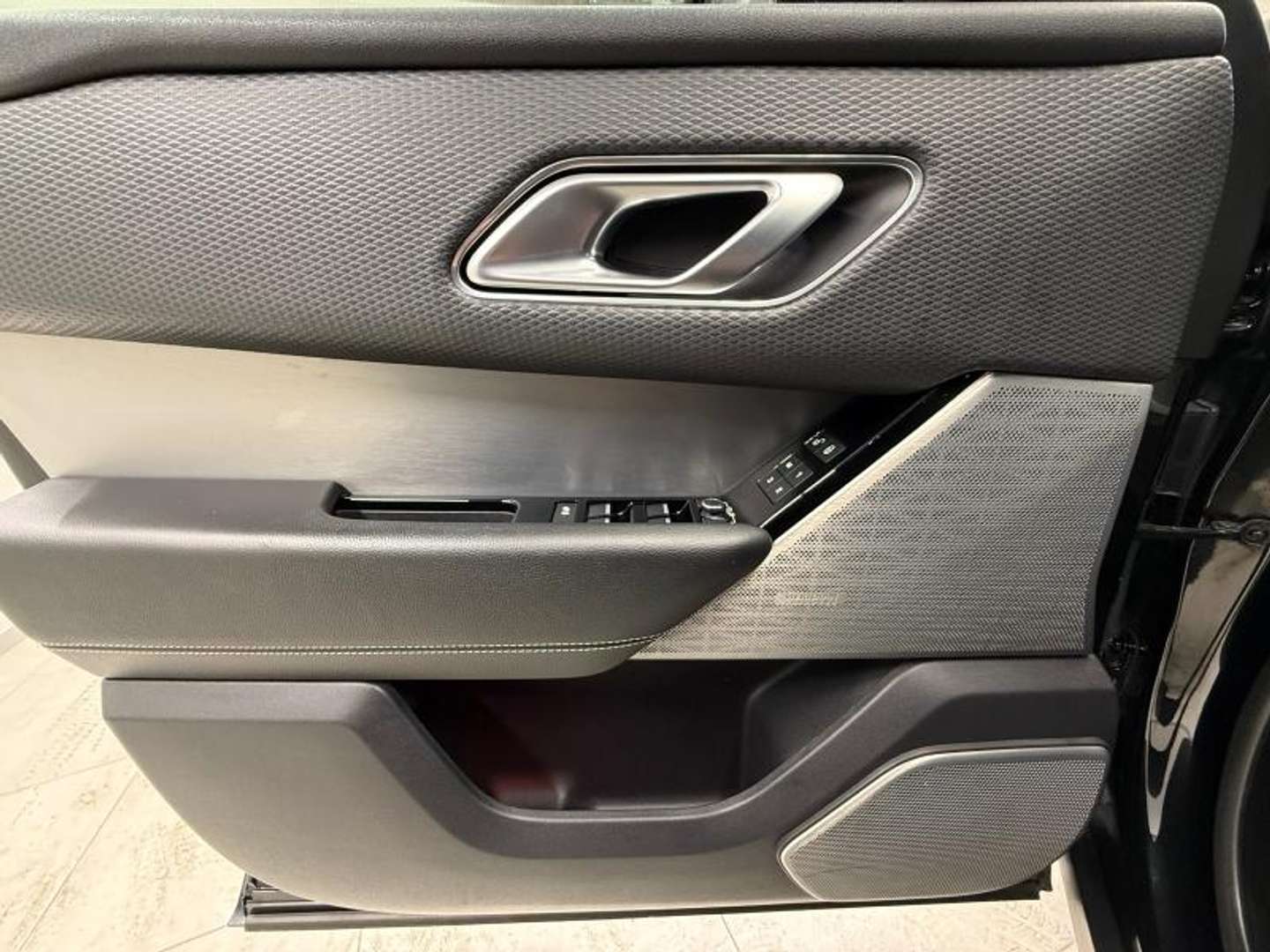 Land Rover Range Rover Velar 2.0D 180ch R-Dynamic SE AWD BVA - 2019 - Joinsteer - #16