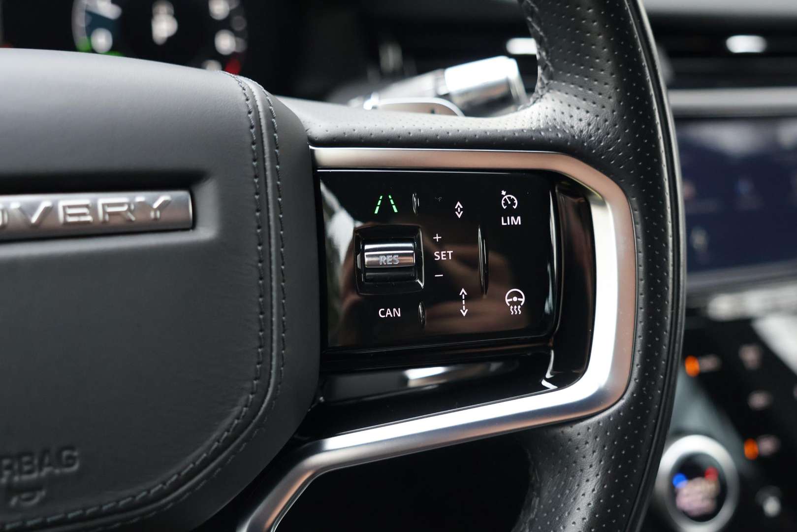 Land Rover Discovery Sport P300e 1.5 R-Dynamic HSE Pano | Leder | Elektr. - 2022 - Joinsteer - #31