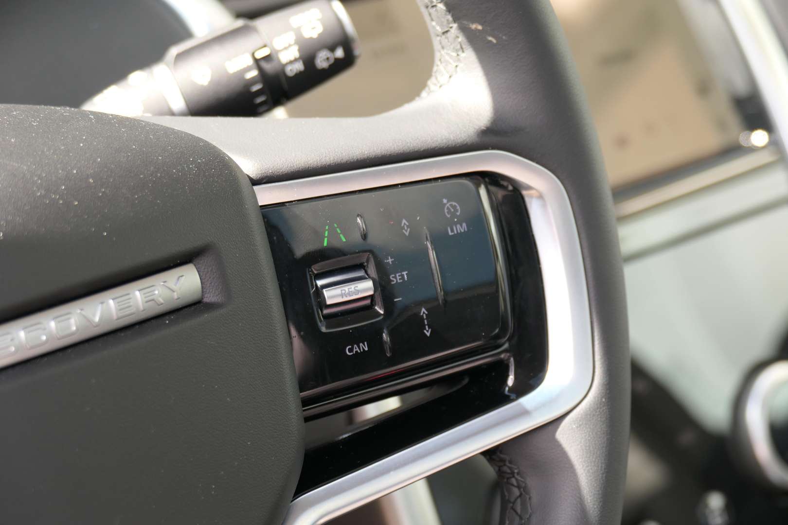 Land Rover Discovery Sport P300e SE AWD Auto 23.5MY - 2023 - Joinsteer - #18