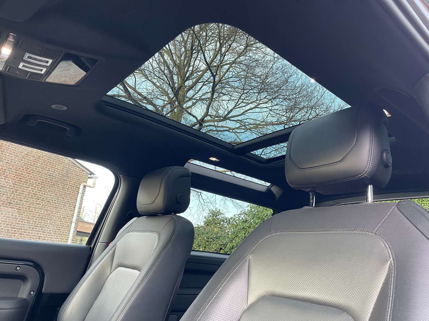 Land Rover Defender 90 X-Dynamic HSE/PDC+CAM/Pano 3.0D MHEV D300 - 2022 - Joinsteer - #17