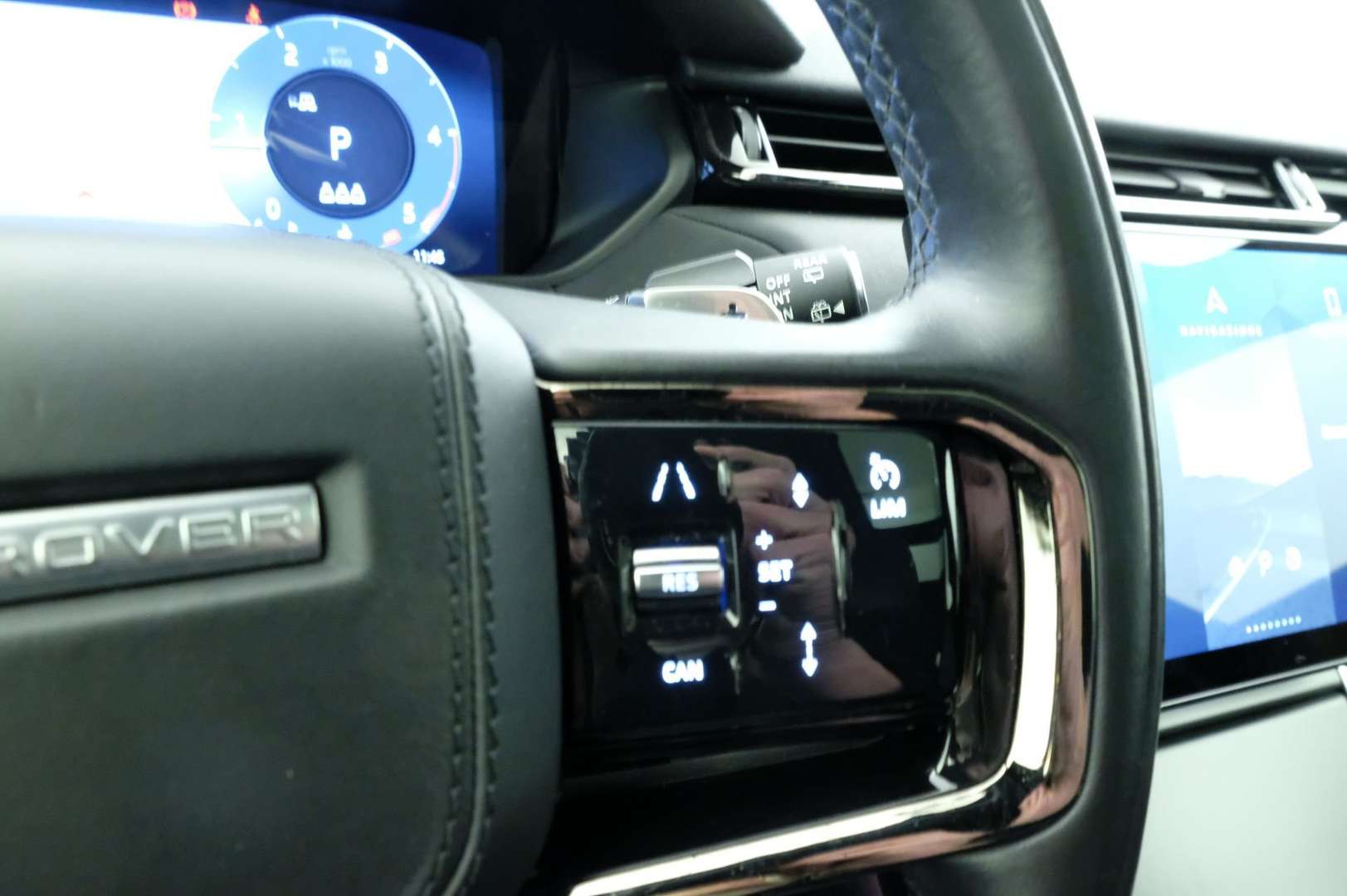 Land Rover Range Rover Velar R-Dynamic SE 4WD Auto 2.0D I4 204 - 2023 - Joinsteer - #14