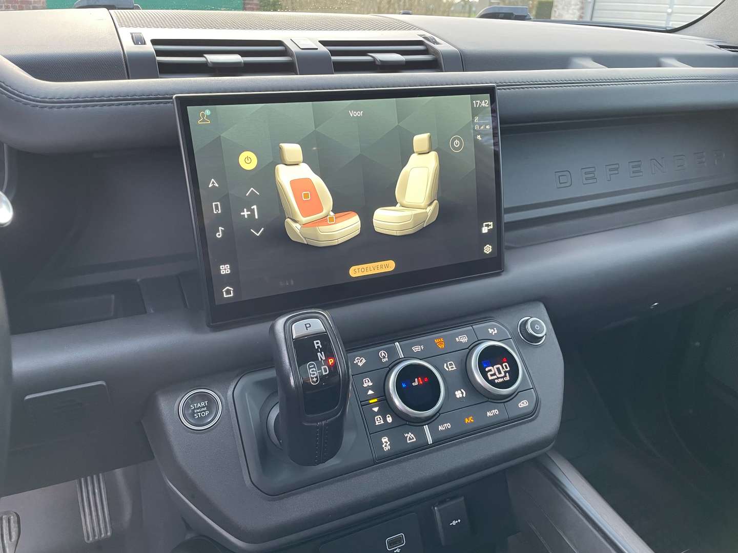 Land Rover Defender 90 X-Dynamic HSE/PDC+CAM/Pano 3.0D MHEV D300 - 2022 - Joinsteer - #25