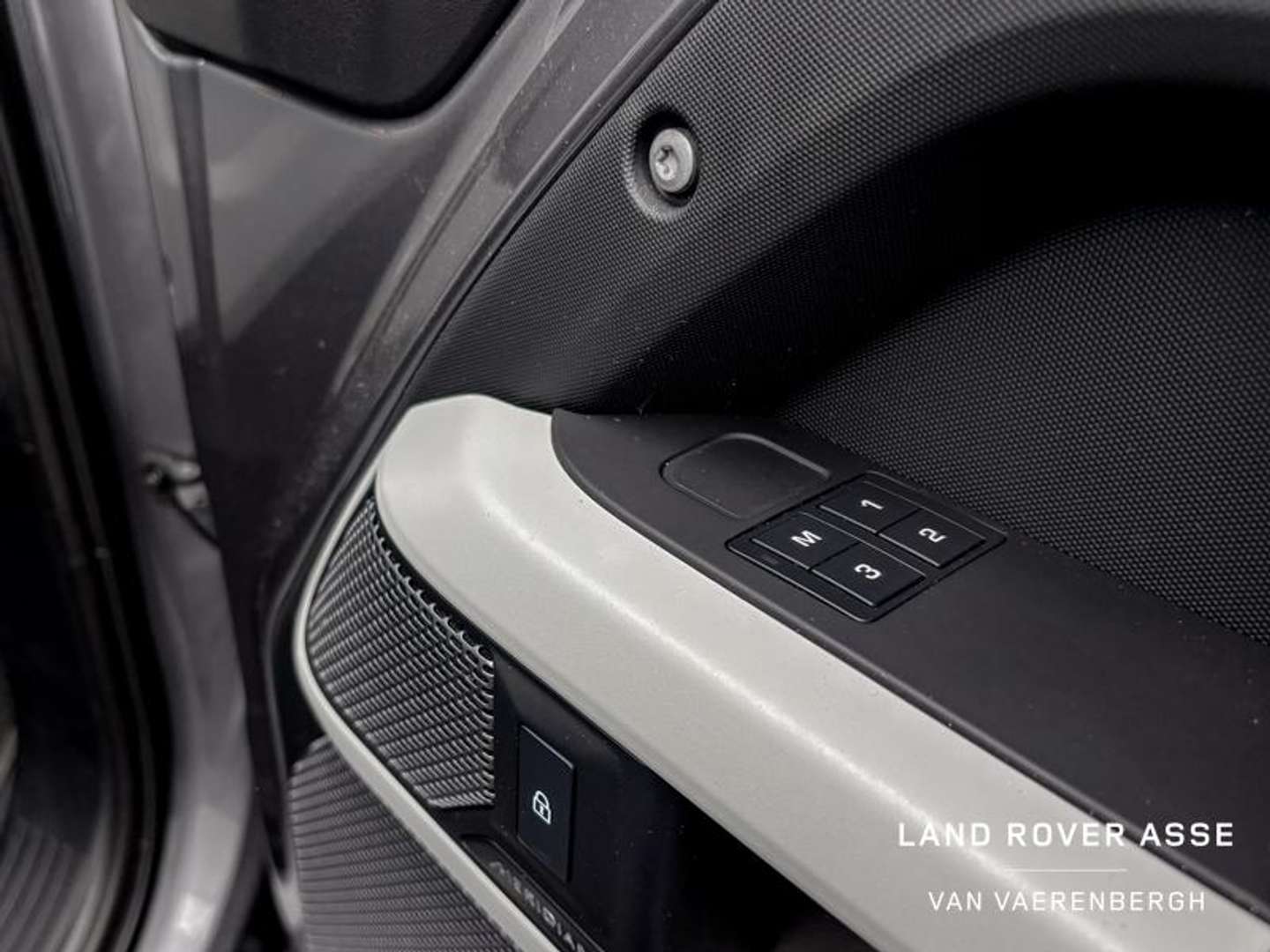 Land Rover Defender 90 D200 X-Dynamic SE - 2023 - Joinsteer - #4