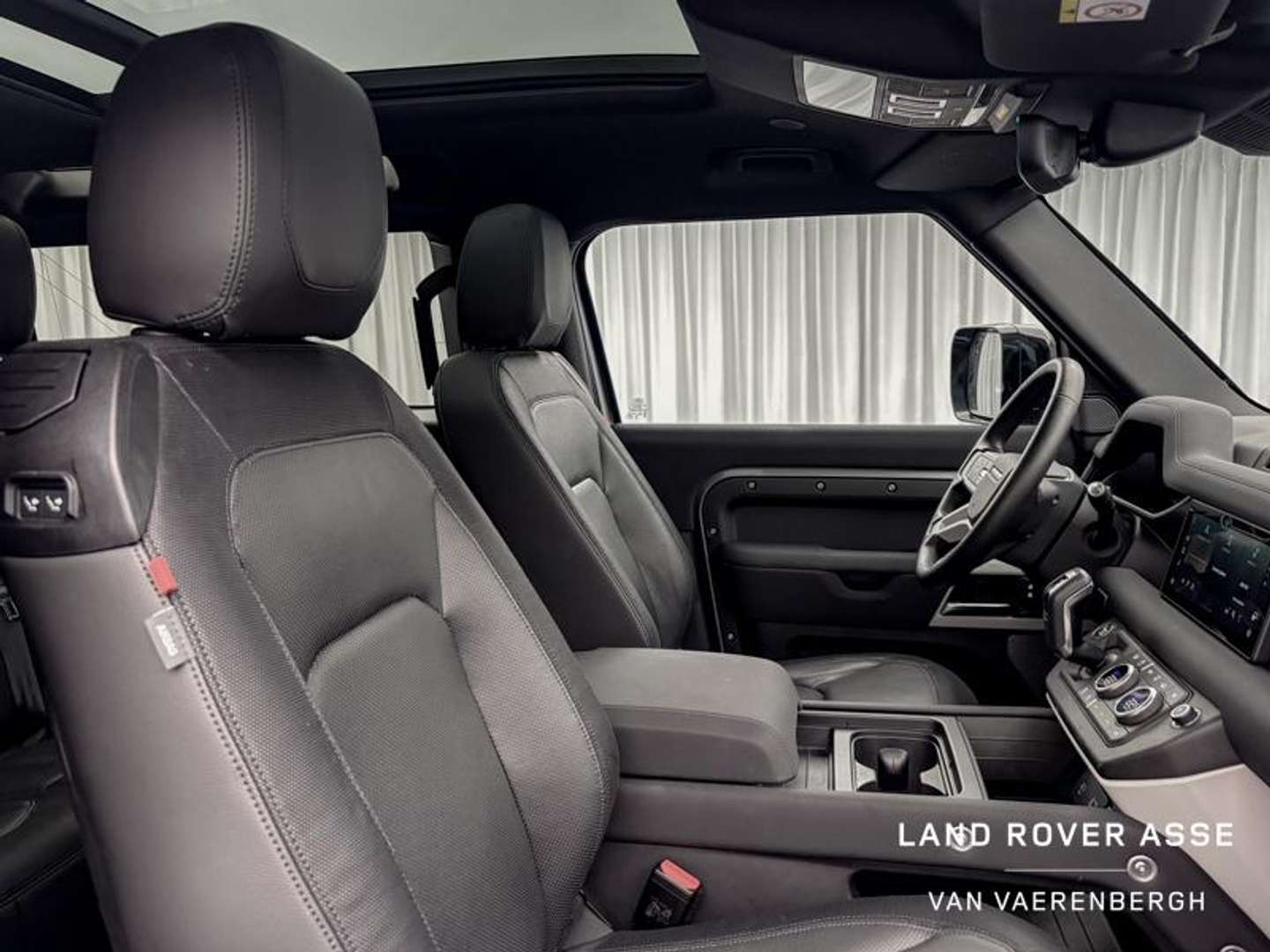 Land Rover Defender 90 D200 X-Dynamic SE - 2023 - Joinsteer - #5