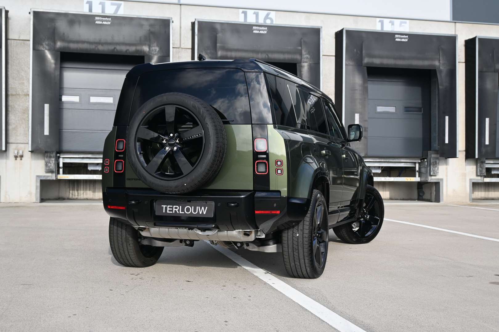 Land Rover Defender 110 X-Dynamic HSE 2.0 P300e - 2025 - Joinsteer - #1