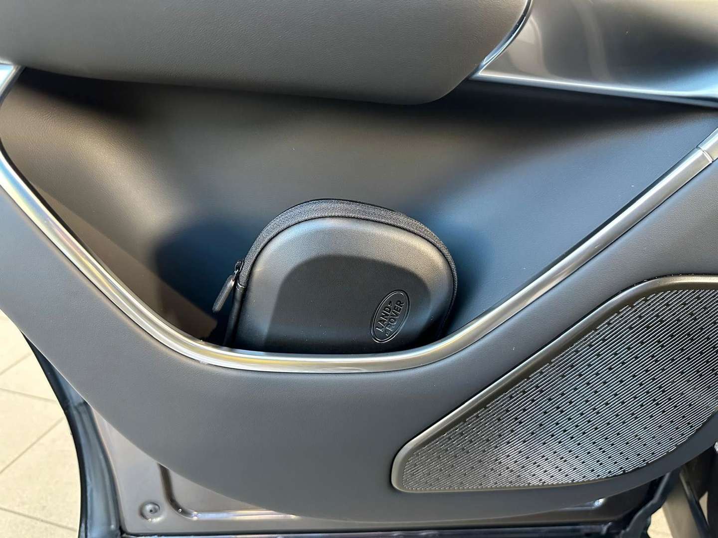 Land Rover Range Rover Autobiography P550e - 2024 - Joinsteer - #19