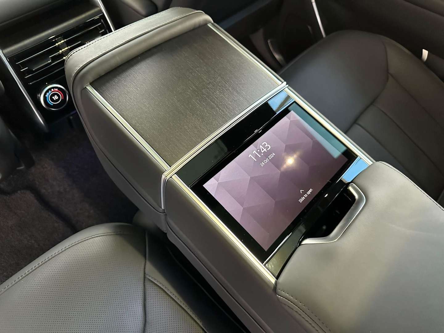 Land Rover Range Rover Autobiography P550e - 2024 - Joinsteer - #25