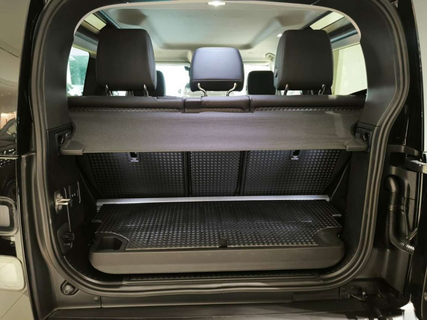 Land Rover Defender 90 X-Dynamic SE 26MY 3.0D I6 200 CV AWD Auto - 2026 - Joinsteer - #12