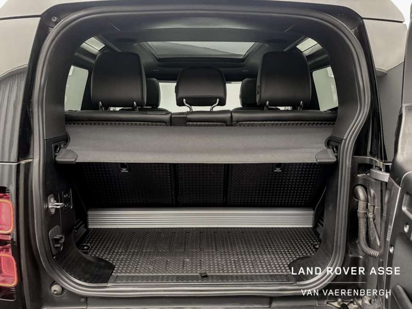 Land Rover Defender 90 D200 X-Dynamic SE - 2023 - Joinsteer - #20